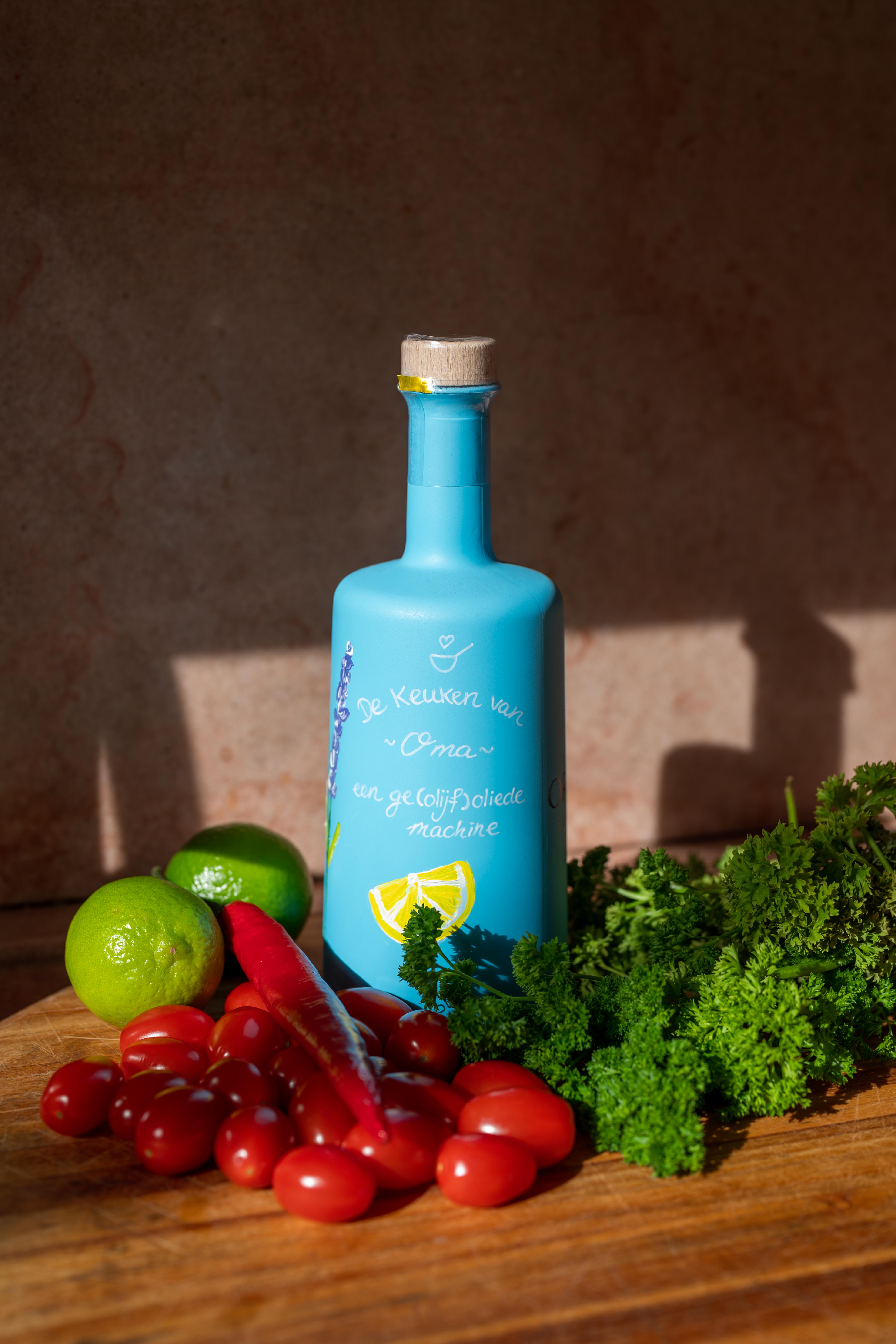 Image of TOPIKA Custom